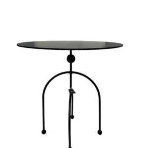 Mesa auxiliar de hierro